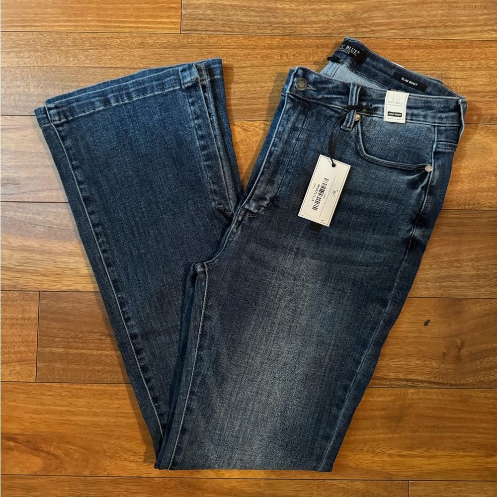 Judy Blue boot cut, tummy control, high waisted jeans
